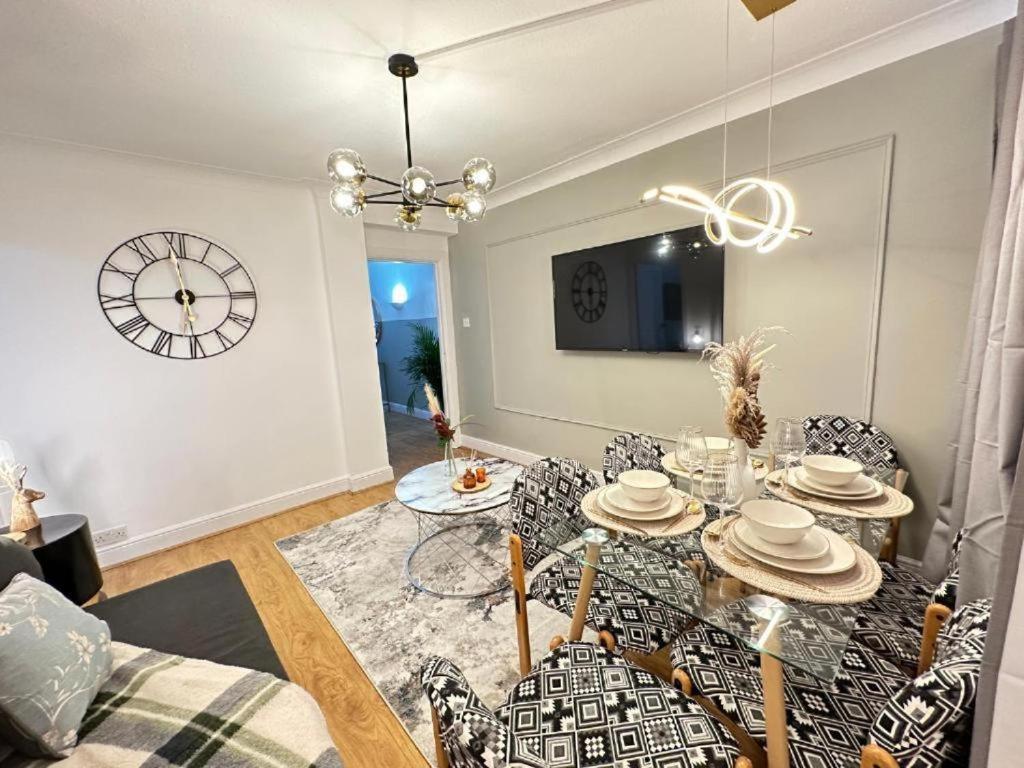 Appartement Three Bedroom Near Marble Arch Londres